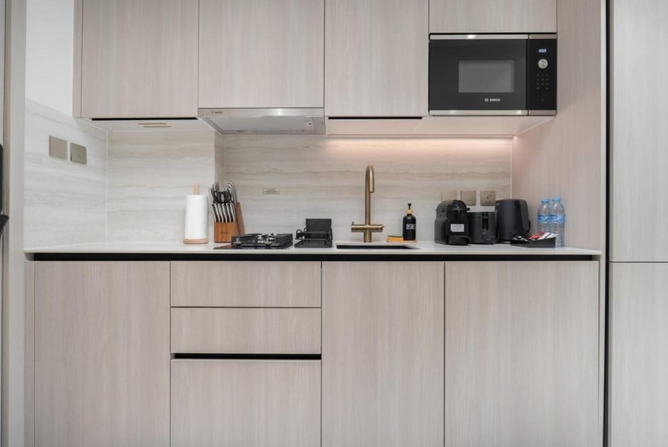 Cozy Modern Studio, JVC, Perfect Dubai Getaway Apartment in Dubai