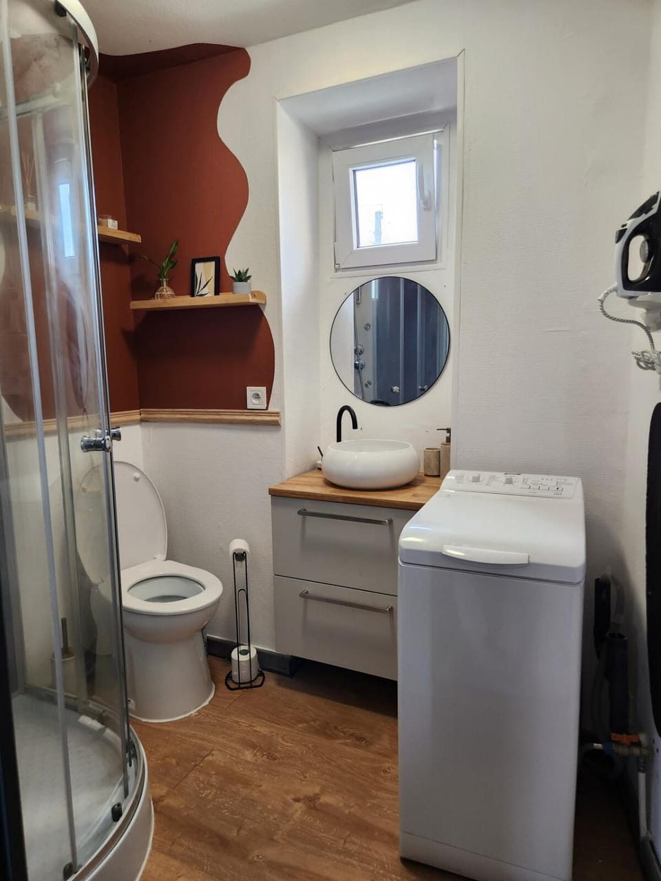 Shower, Toilet, Bathroom