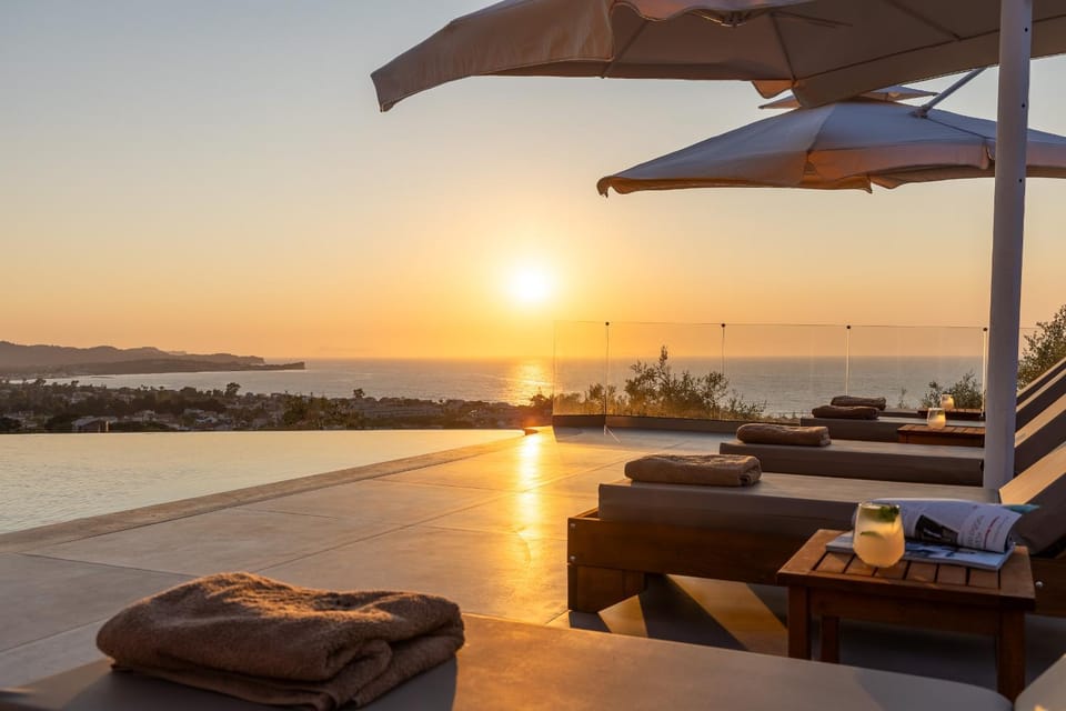 Pool view, Sunrise