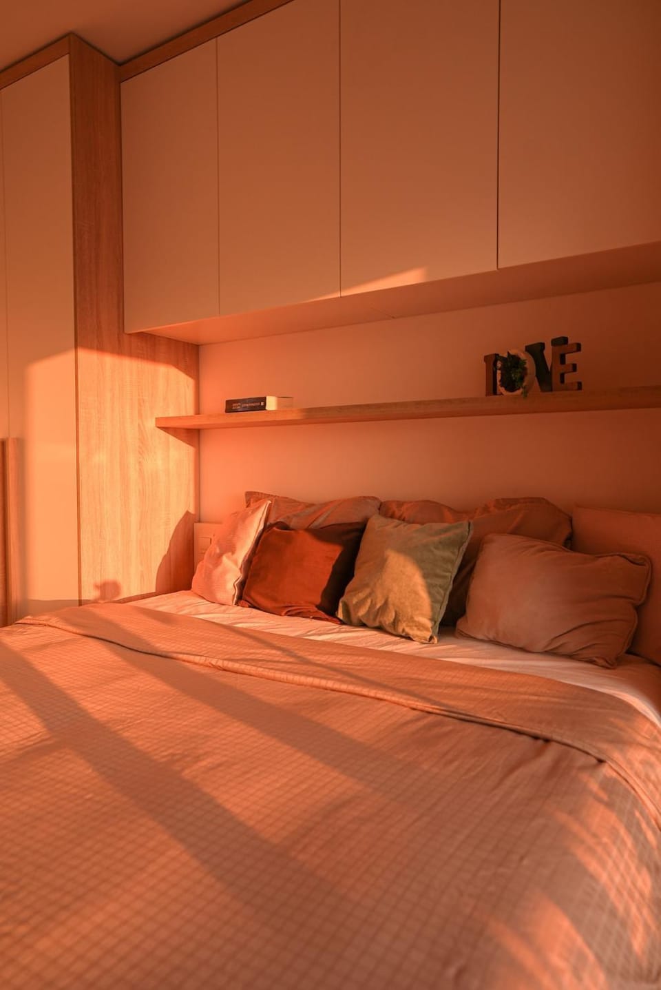Bed, Bedroom, wardrobe