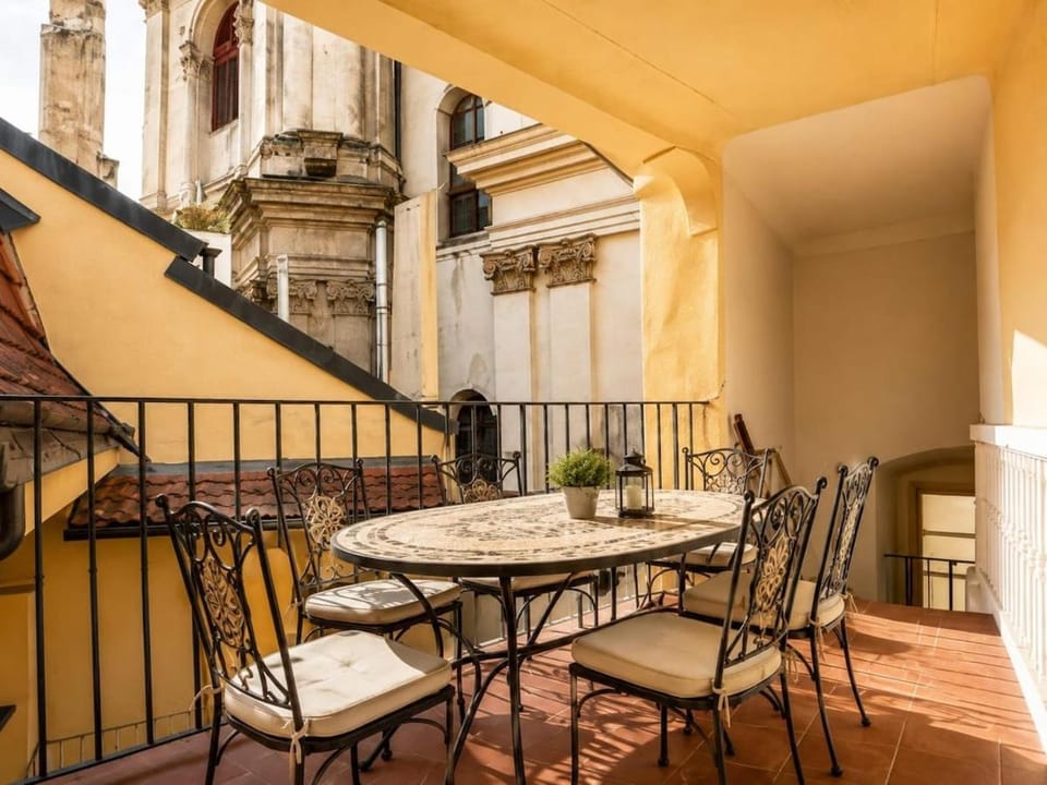 Iconic Malá Strana 2-BDRM Loft near Charles Bridge Apartment in Prague