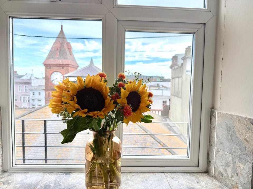 Central Brighton Amazing City Views Sleeps 6 Apartment in Brighton