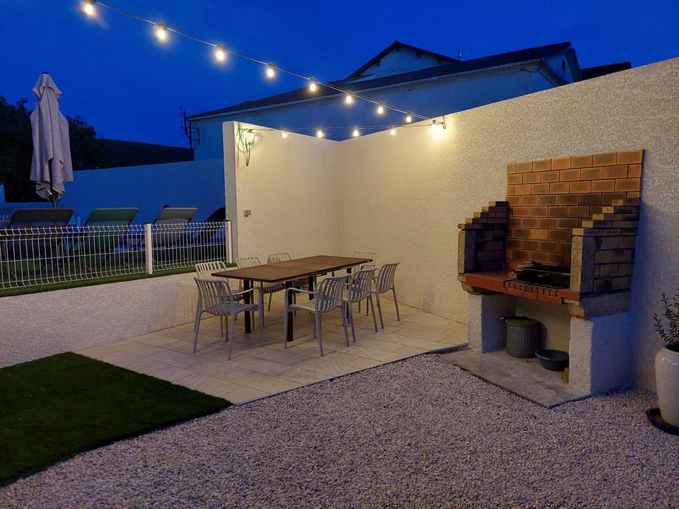 Grande Maison avec Piscine Villa in Nouvelle-Aquitaine