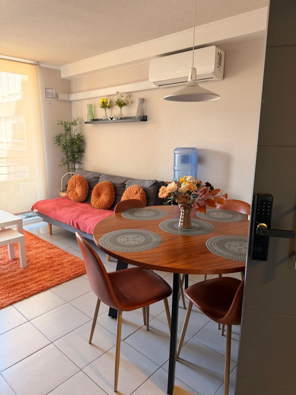 Dep 2 hab- 1 baño -parking privado-aire acondicionado cercano a centros comerciales Apartment hotel in Rancagua
