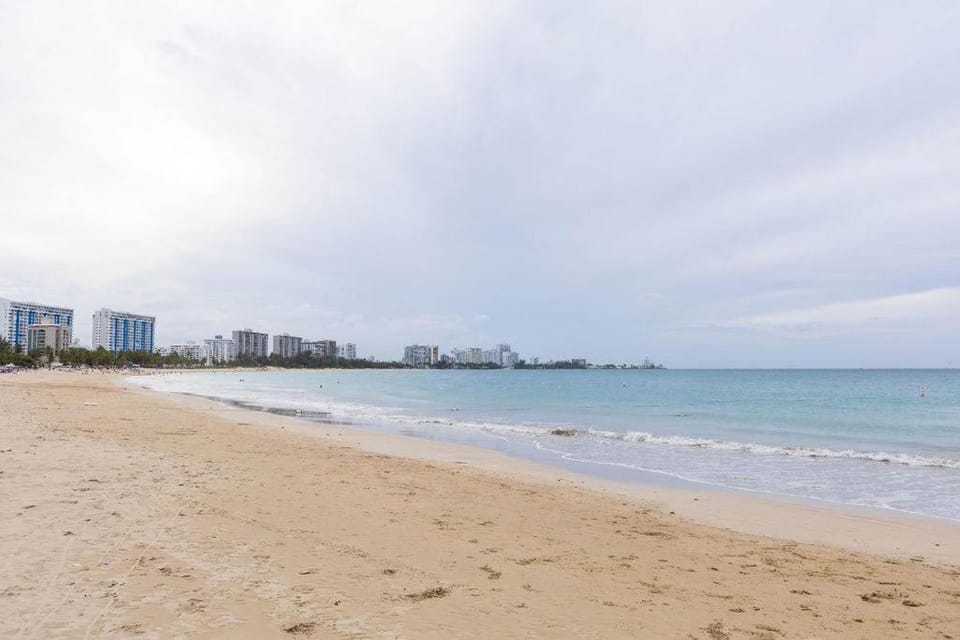 Bright Isla Verde Studio Steps to Beach & Dining Apartment in Carolina