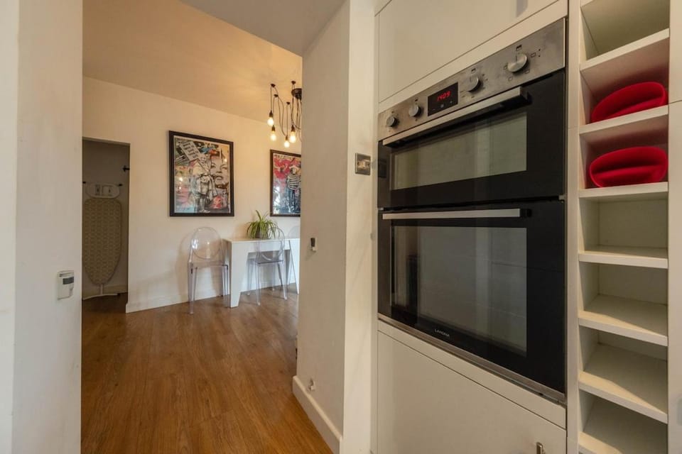 Clevedon Road Retreat - Cosy Portishead Stay Apartment in Portishead