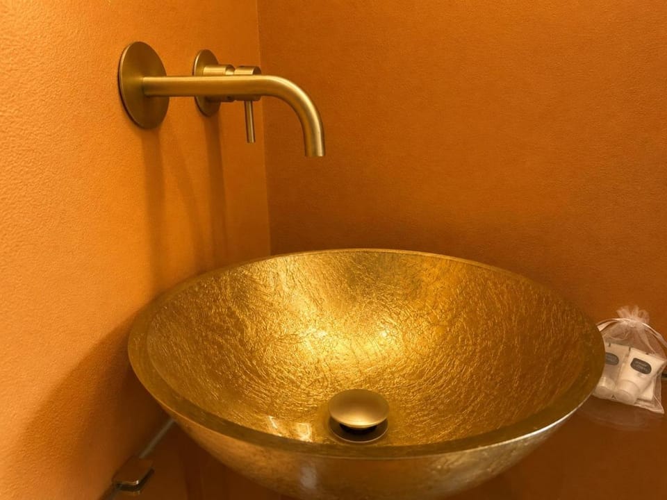 Casa AELIA Elegant Apartment 4 Guests 2 Baths Apartment in Verona