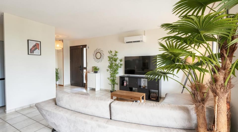 Belvédère de Lumbin - 2 Chambres - Climatisation Apartment in Auvergne-Rhône-Alpes