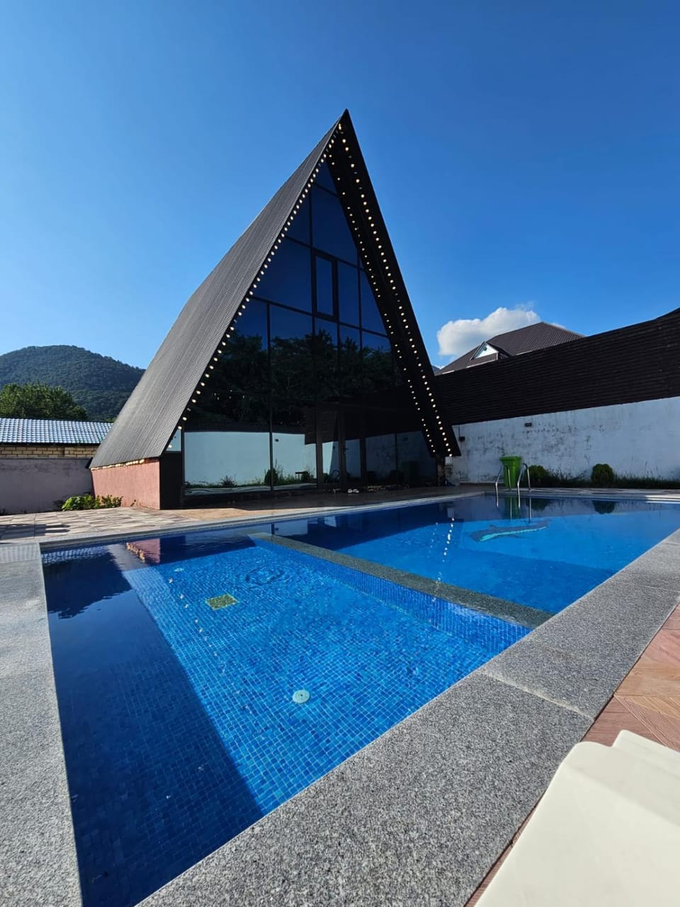 Natural landscape, Mountain view, Pool view, Swimming pool, sunbed
