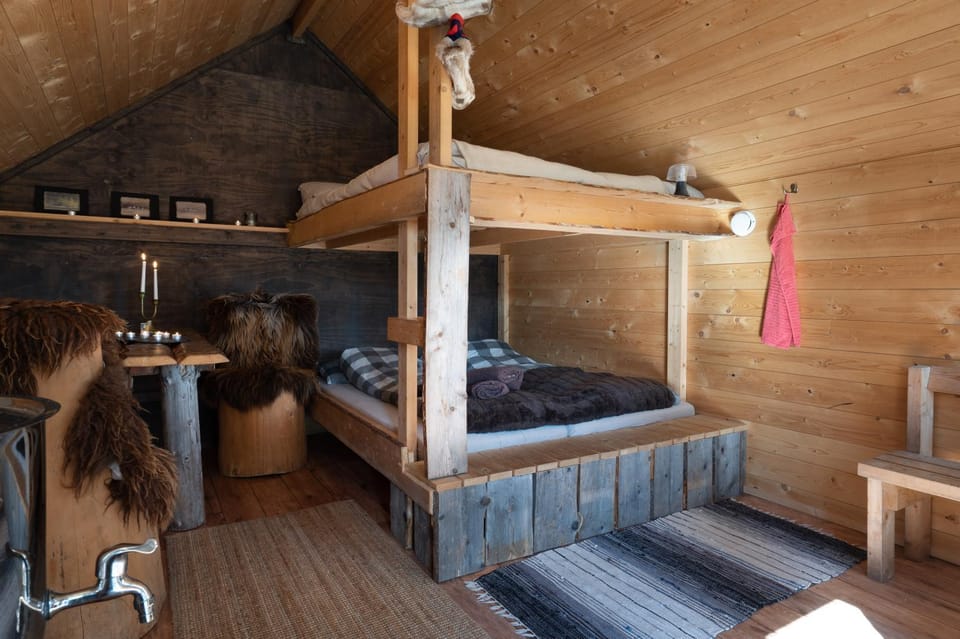 Jotun cabin Cabin in Innlandet