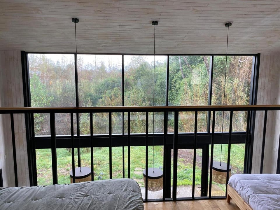 Bed, Photo of the whole room, Garden view