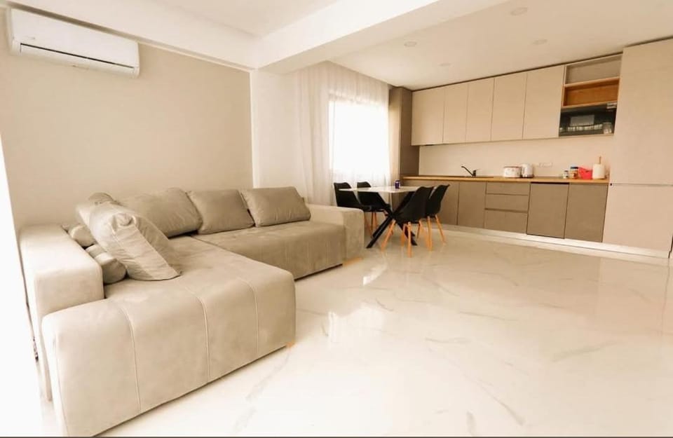 Penthouse Eva Apartment in Constanța County