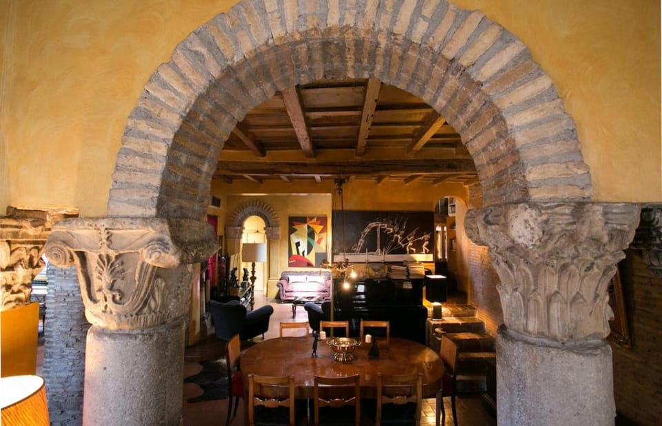 Zev's terrace in Trastevere - Saint Peter view Apartment in Rome
