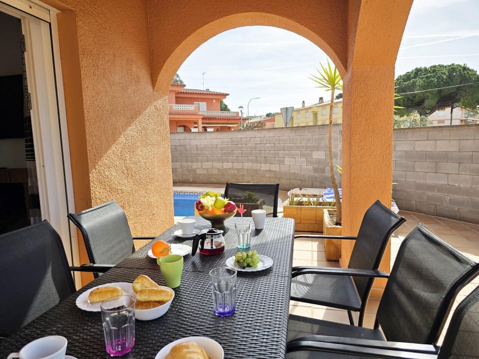 Holiday Home Gemma Villa in L'Escala