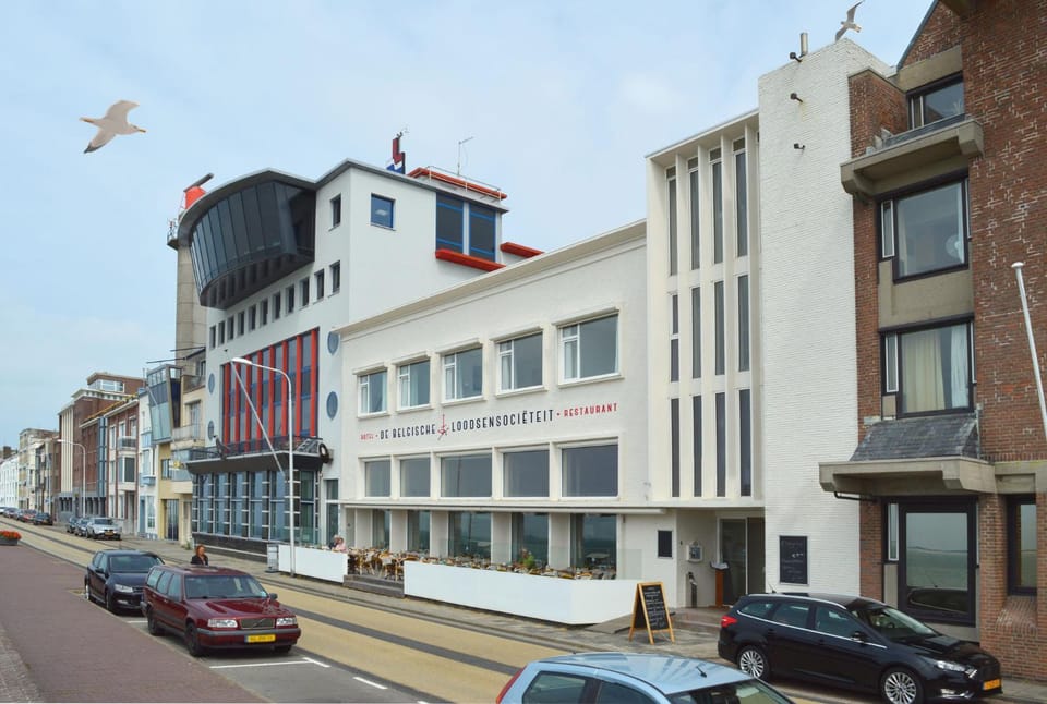 Property building, Street view