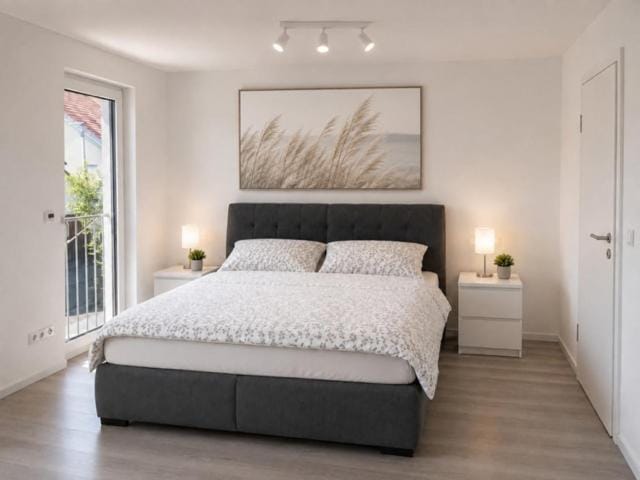 Garden, Bedroom