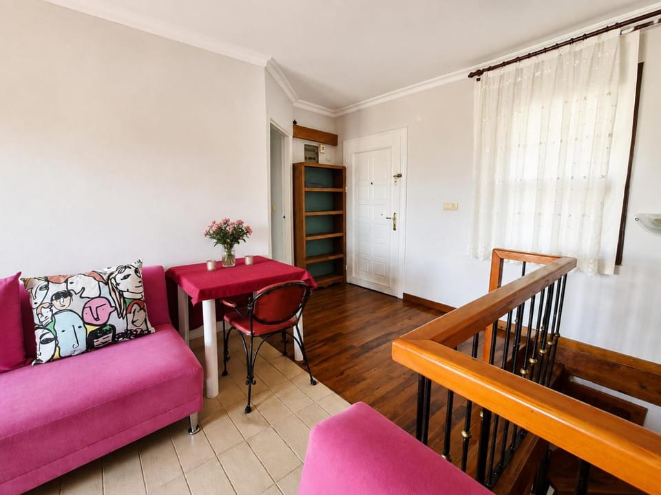 Very Close to Ölüdeniz, Luxury in a Complex with a Pool Apartment in Ölüdeniz