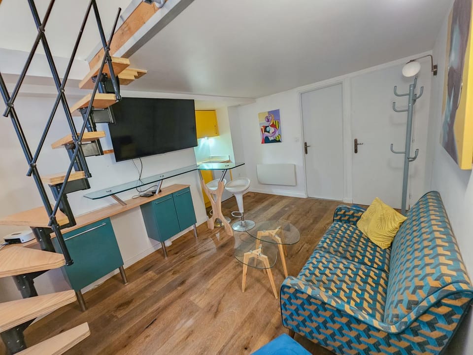 Le POP Hypercentre 2 pers WIFI TV Apartment in Saint-Étienne