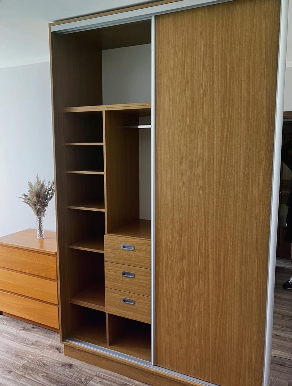 wardrobe