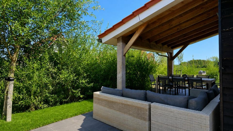 Patio, Garden view