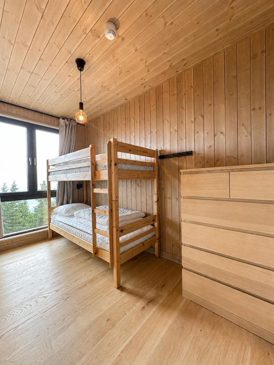 Bed, Bedroom, bunk bed