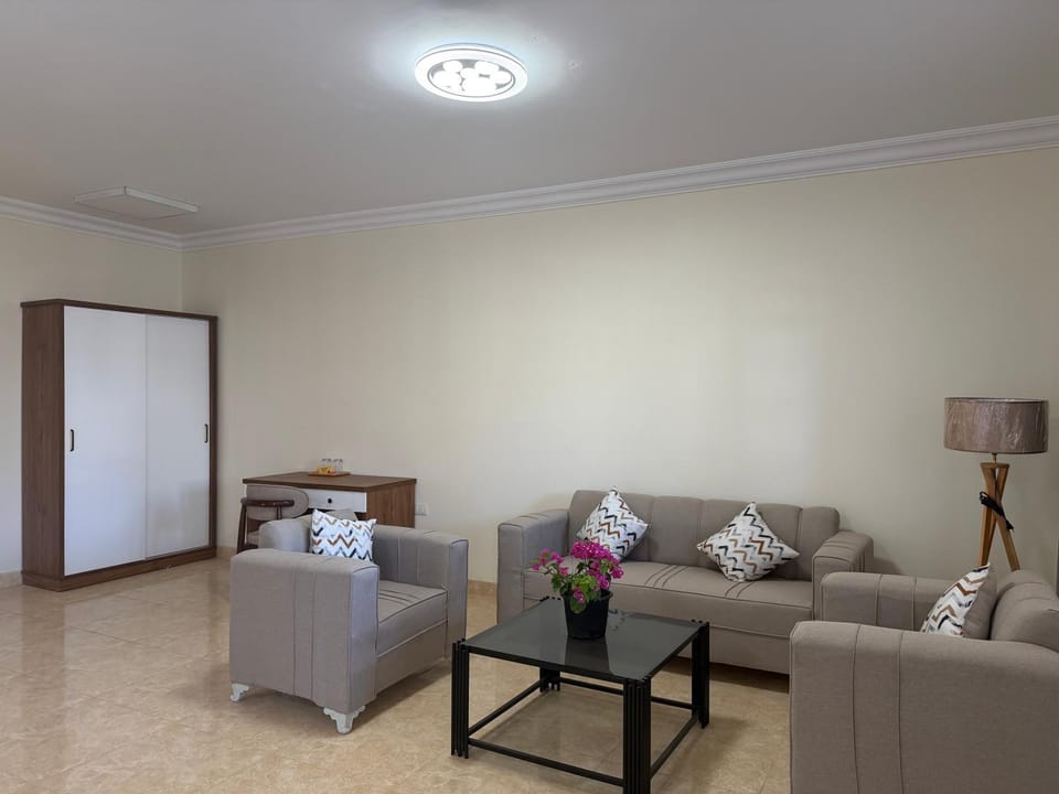 瑞龙居民宿 Vacation rental in New Cairo City