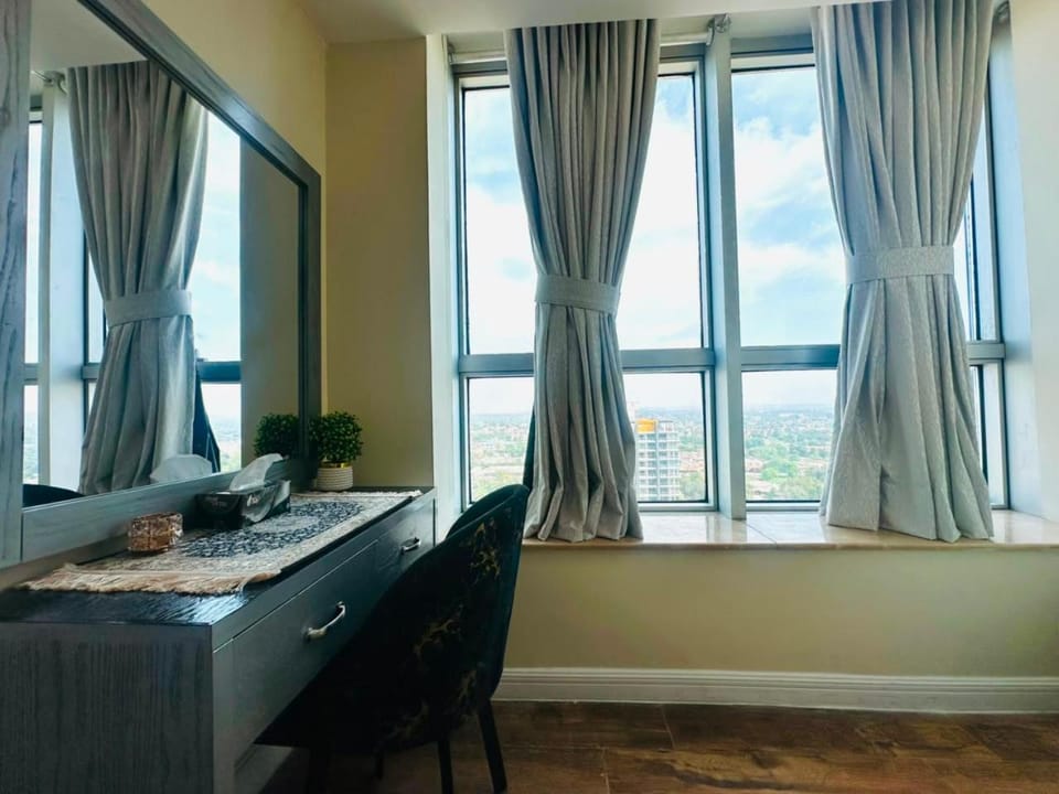 Dining area, hair dresser