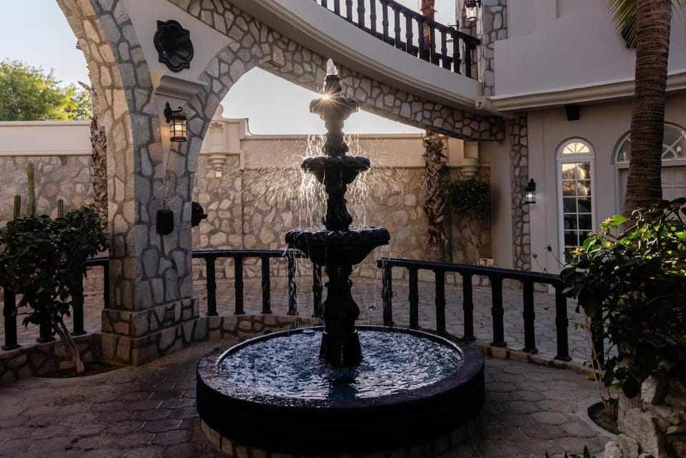 Cabo San Lucas Castle With Rooftop Sea Views Villa in Mexico