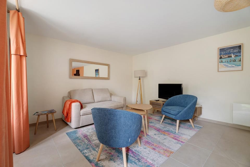 Property building, Living room