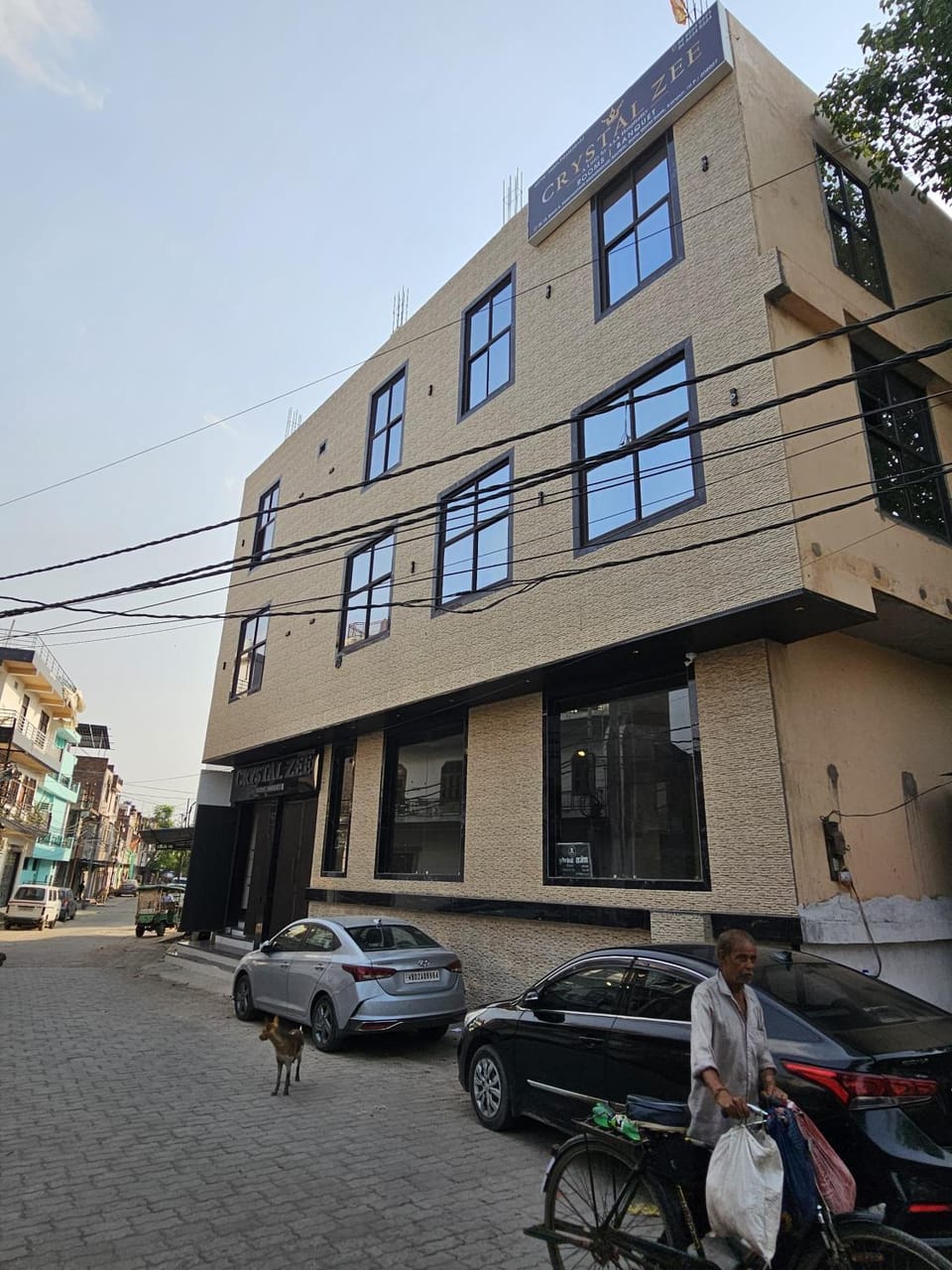 Crystal Zee Hotel Hotel in Uttar Pradesh