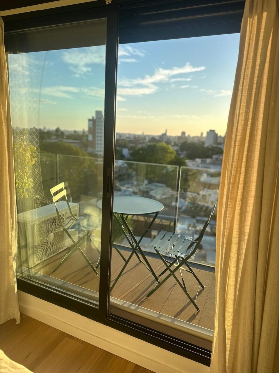 Top Floor with Balcony and Garage , Sleeps 4 Apartment in Montevideo Department, Uruguay