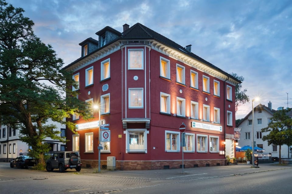 Property building, Street view, Location