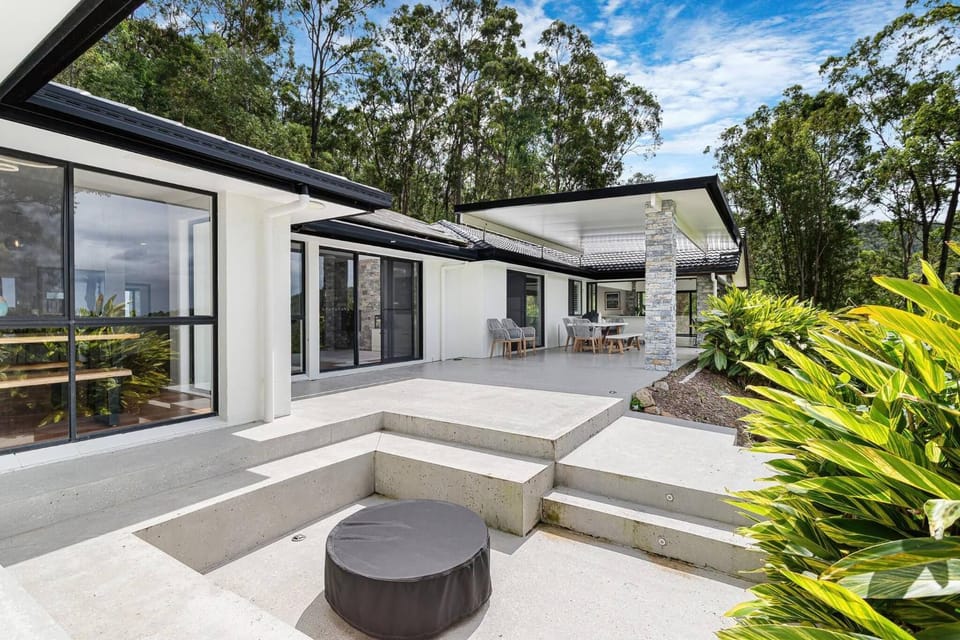 Tallebudgera Valley retreat House in Tallebudgera Valley