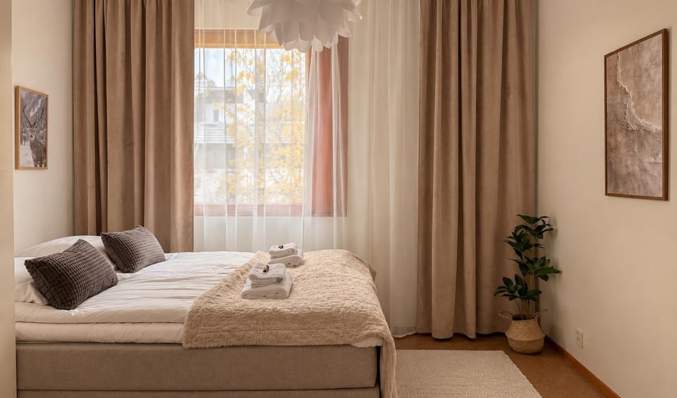 Arctic Calm Near SCV I Infrared Sauna & Wi-Fi Apartment in Rovaniemi