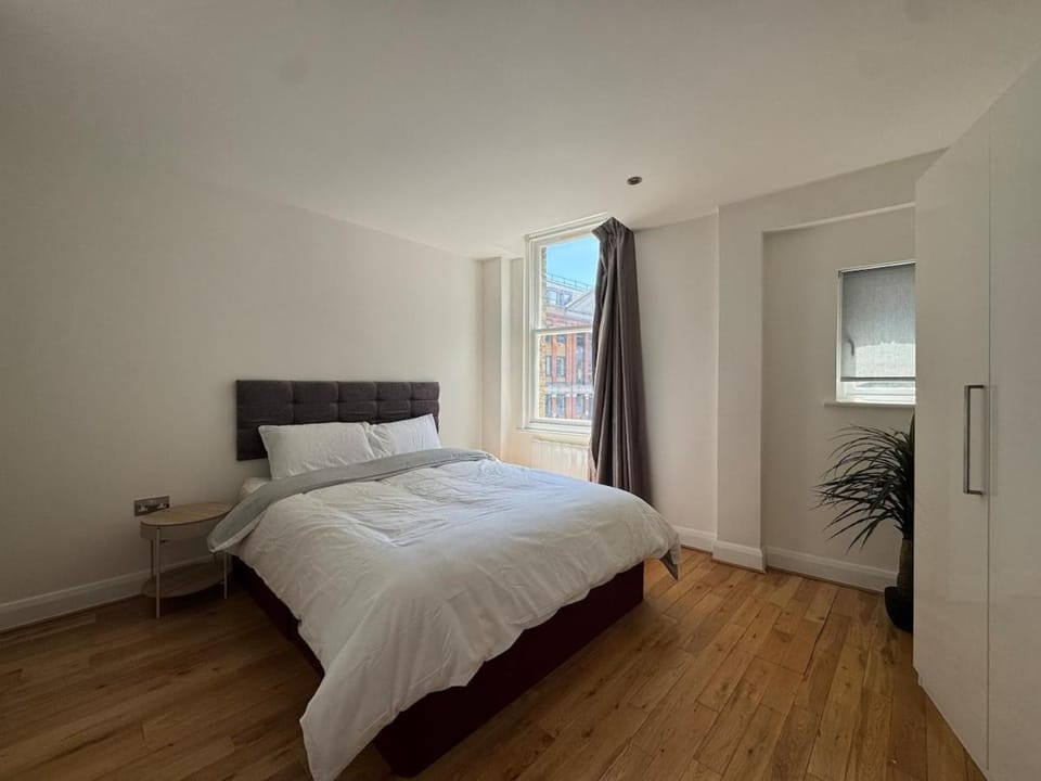 Modern Apartment London Bridge Apartment in London Borough of Southwark