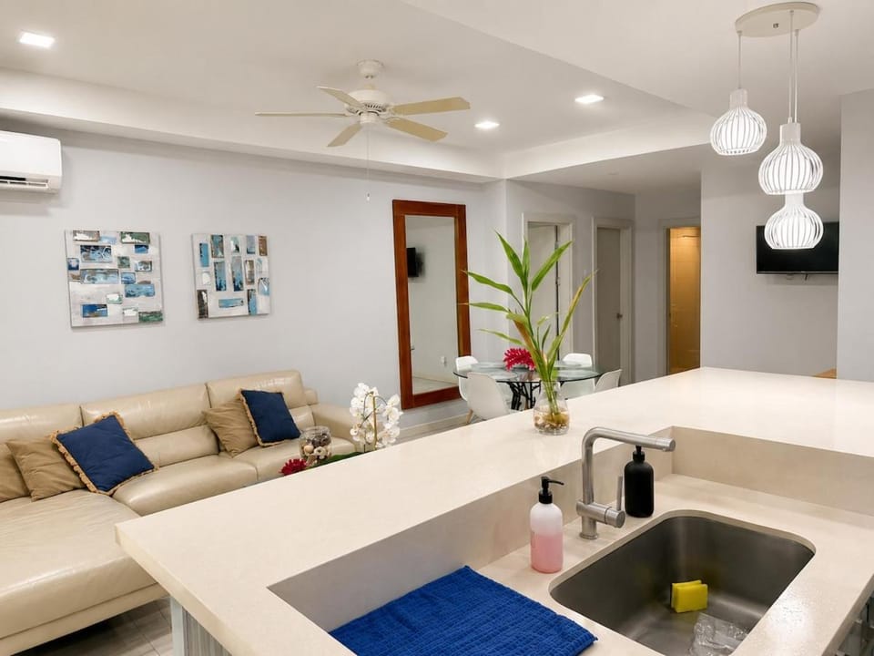 6 Herradura Condominium, Near Jacó and Los Sueños Apartment in Herradura