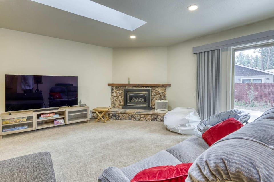 Tahoe Town & Lake Retreat - Close to Lake Steps from Town Minutes from Adventure House in South Lake Tahoe