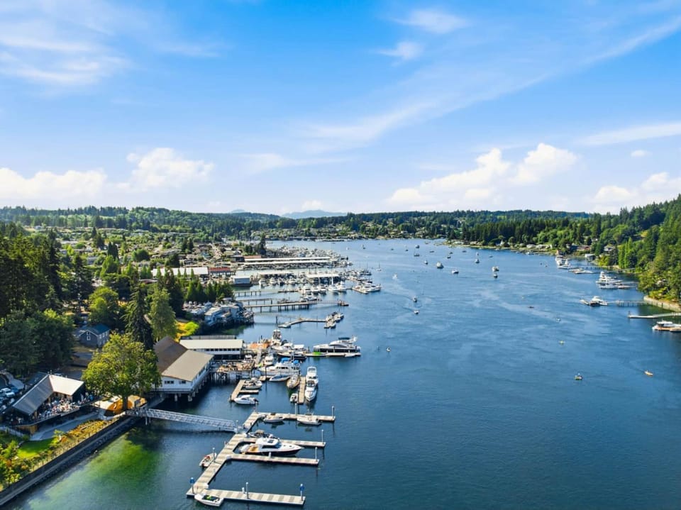 Luxury Waterfront Home walk to Downtown Gig Harbor House in Gig Harbor