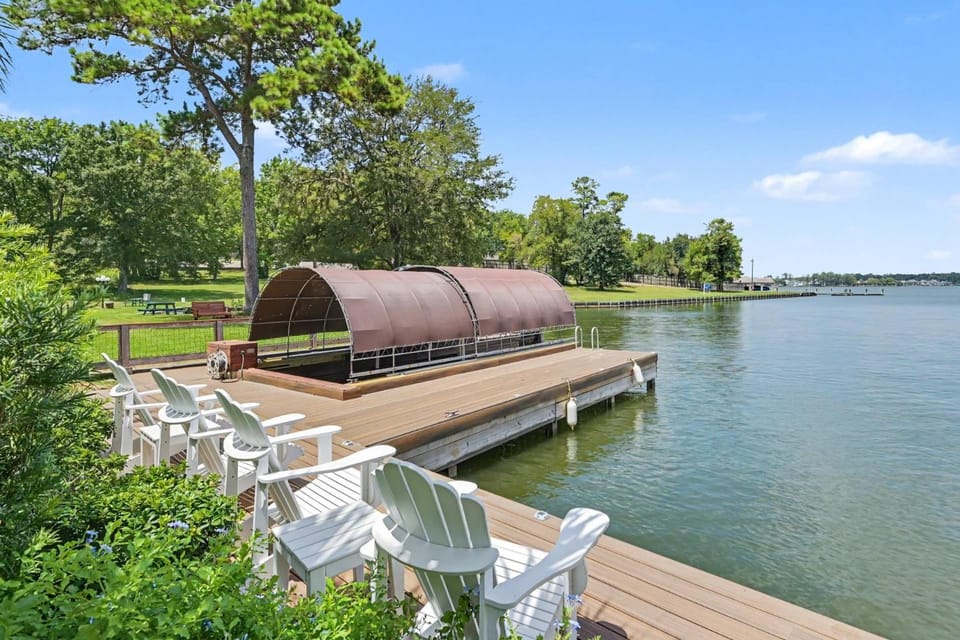 Windswept Dr House in Lake Conroe