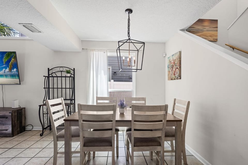 Pier Escape - Entire Property House in Jacksonville Beach