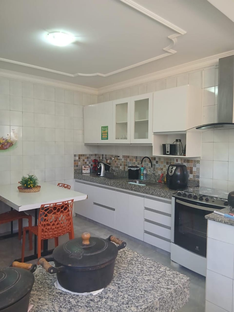 Kitchen or kitchenette, Kitchen or kitchenette