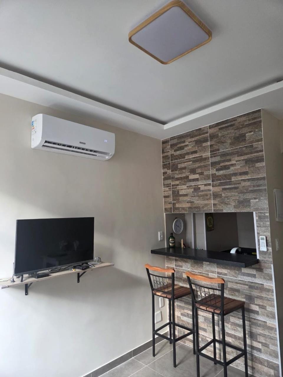 TV and multimedia, Dining area, air conditioner