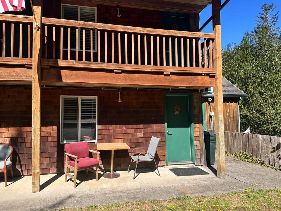 Elderberry Lodge Inn in Oregon