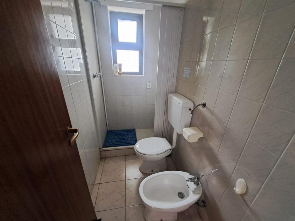 Shower, Toilet, Bathroom, bidet