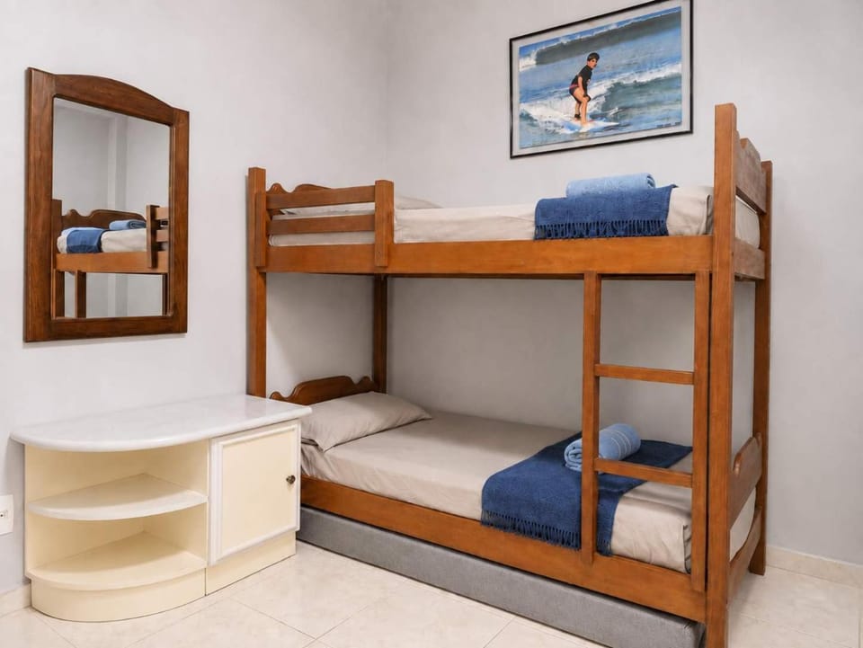 Apartamento 3 Quartos a 150 m da Praia do Forte com Ar e Garagem Apartment in Cabo Frio