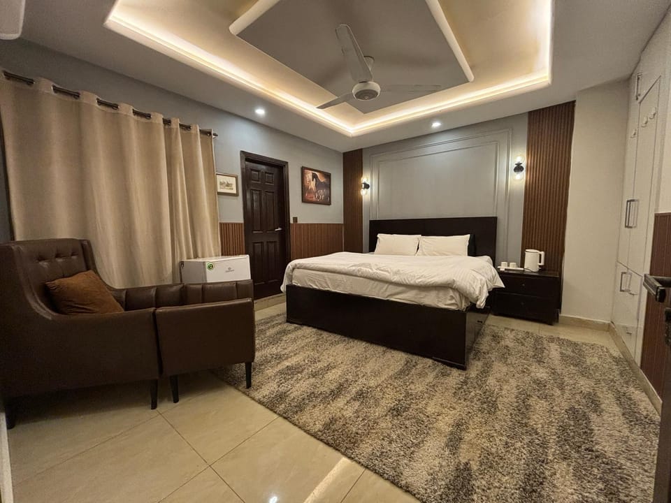 Bed, Bedroom, bunk bed, wardrobe