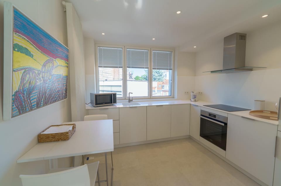 Maison Lemonnier - A place that reunites with 5 luxury bedrooms and rooftop House in Ixelles