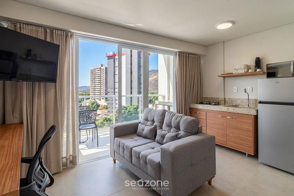 TV and multimedia, Balcony/Terrace, Kitchen or kitchenette, Living room, City view
