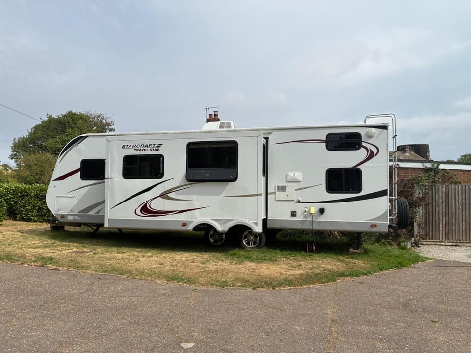 The New England Star Campground/ 
RV Resort in England