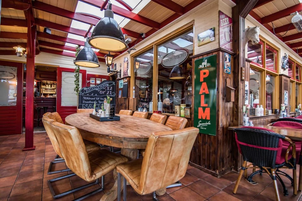 Restaurant/places to eat, Food and drinks, Drinks